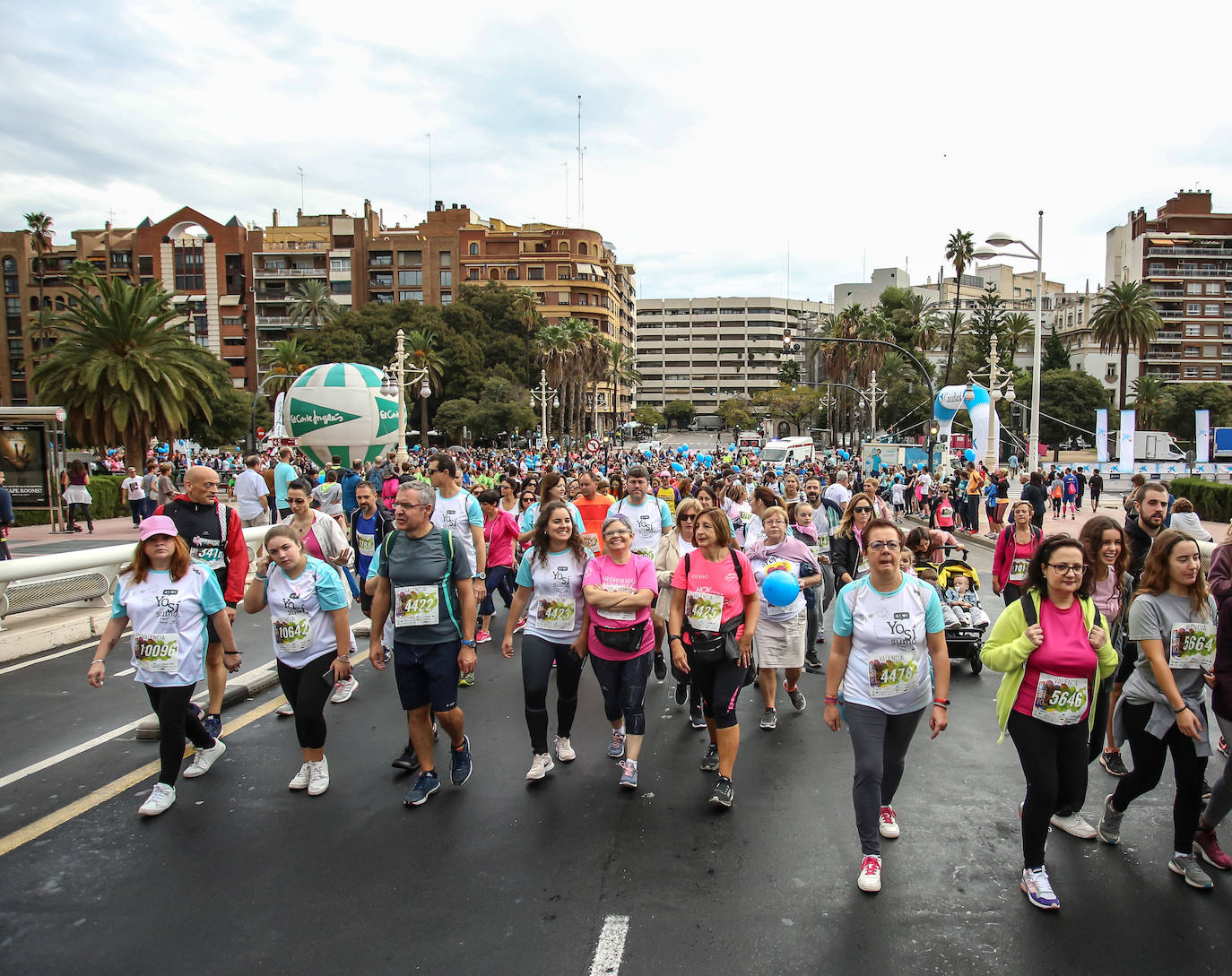 Valencia contra el Cáncer bate su récord con cerca de 13.000 personas y 63.520 € recaudados