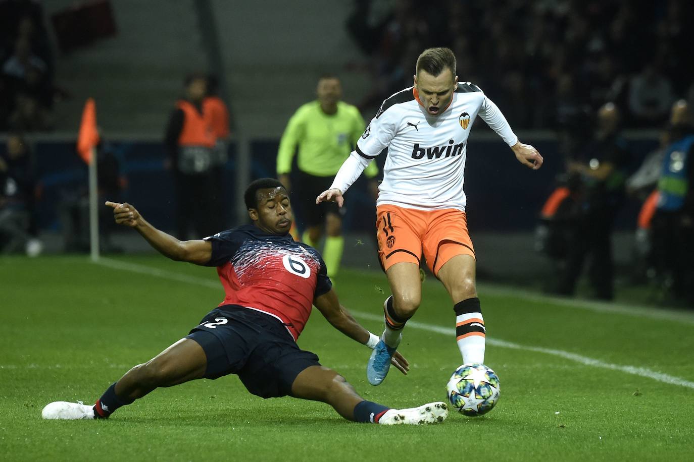 El Lille-Valencia, de Champions League, en imágenes. 