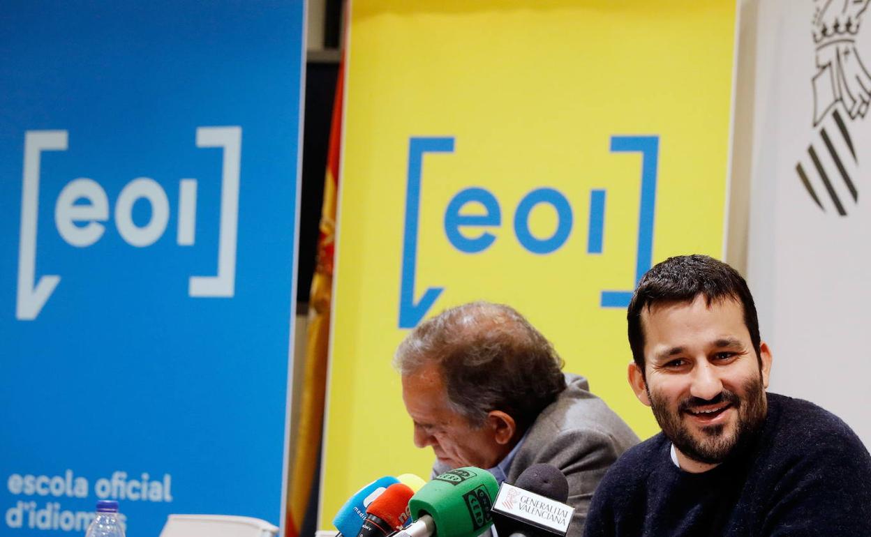 El conseller Vicent Marzà, durante una rueda de prensa. 