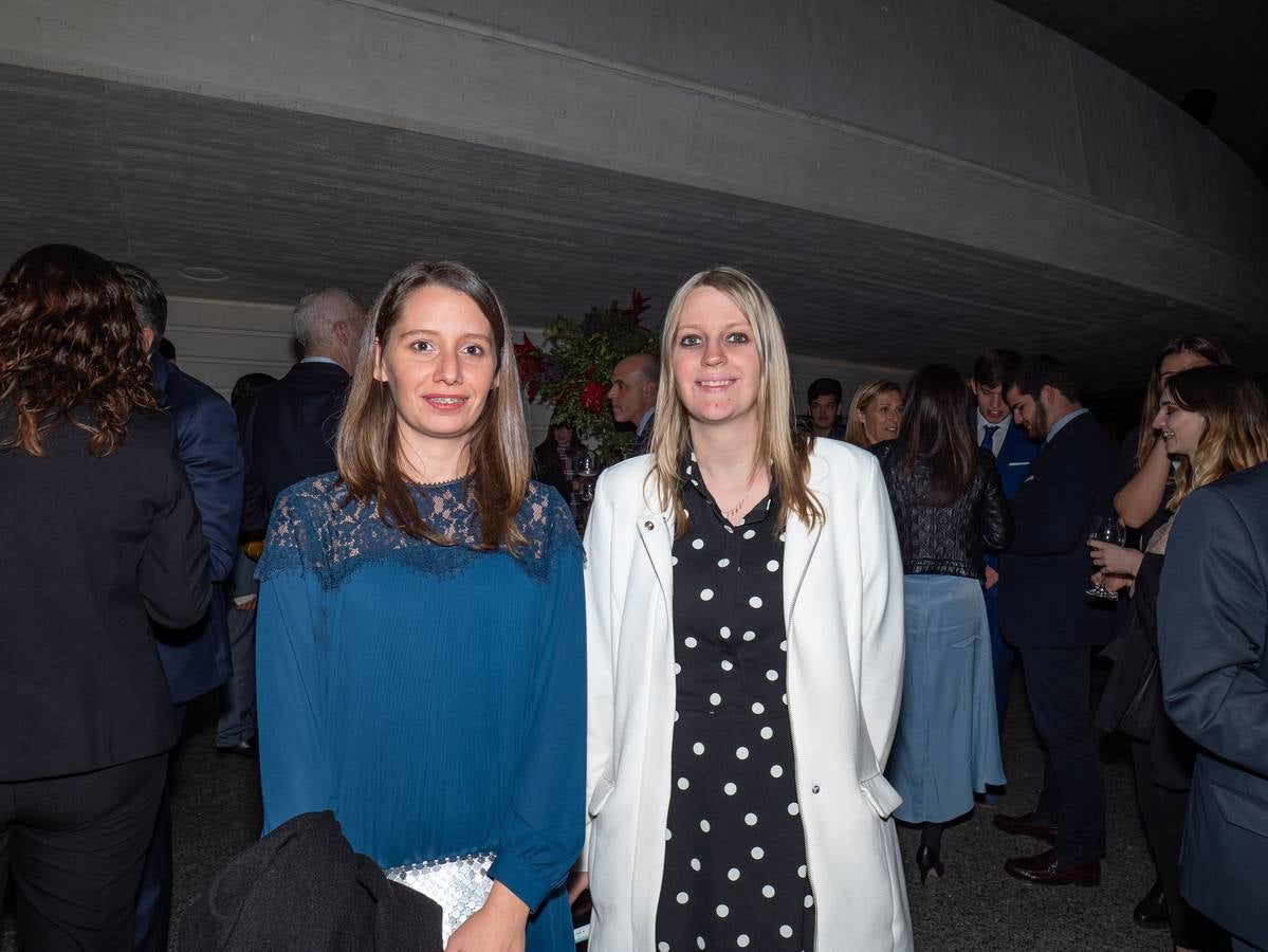 La periodista de LAS PROVINCIAS Beatriz de Zúñiga y Alba Pérez, abogada (Laboral) del despacho Uría Menéndez.