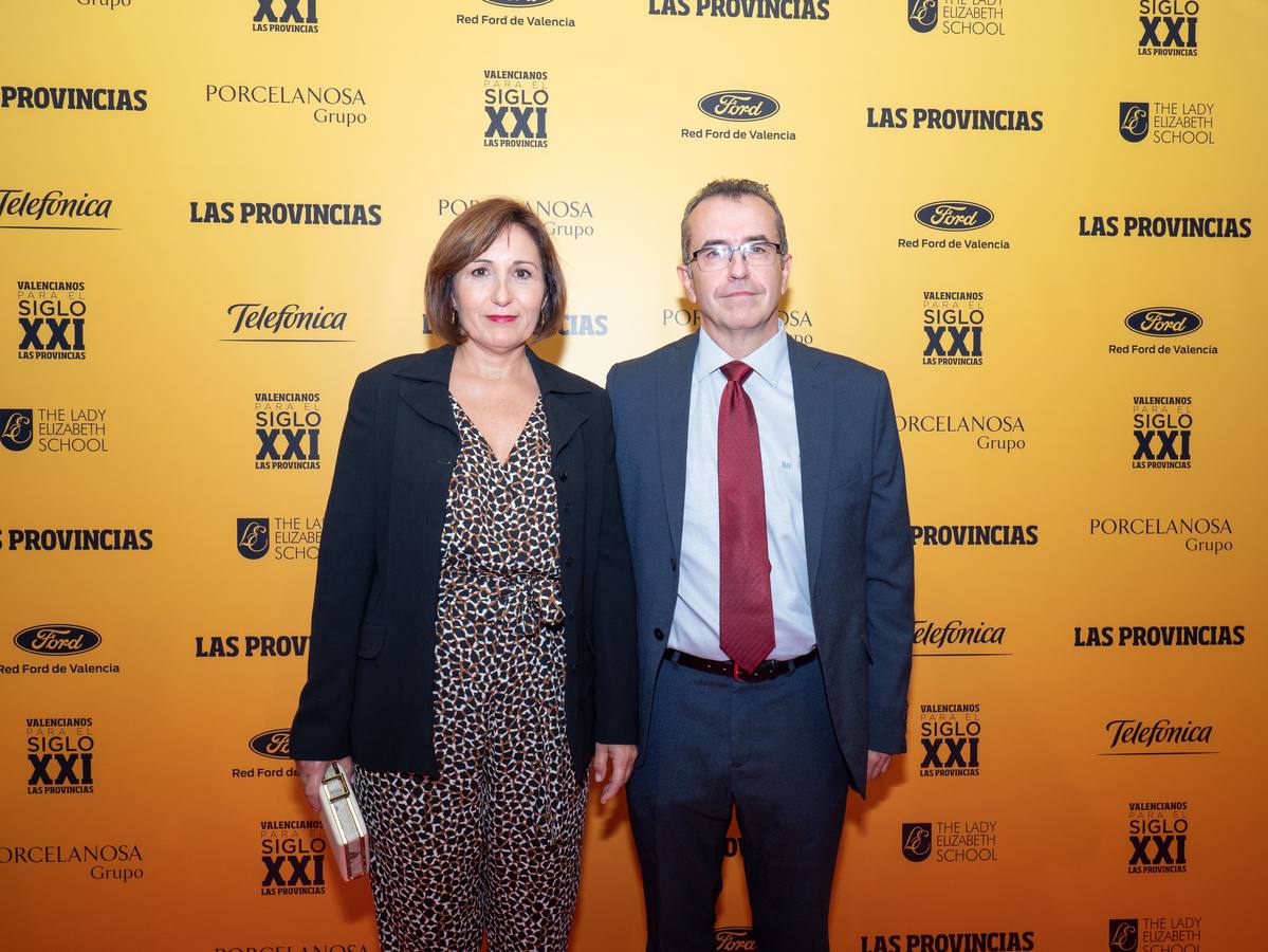 El teniente coronel de la Guardia Civil José Antonio Fernández de Luz y su esposa, Amparo Valera.