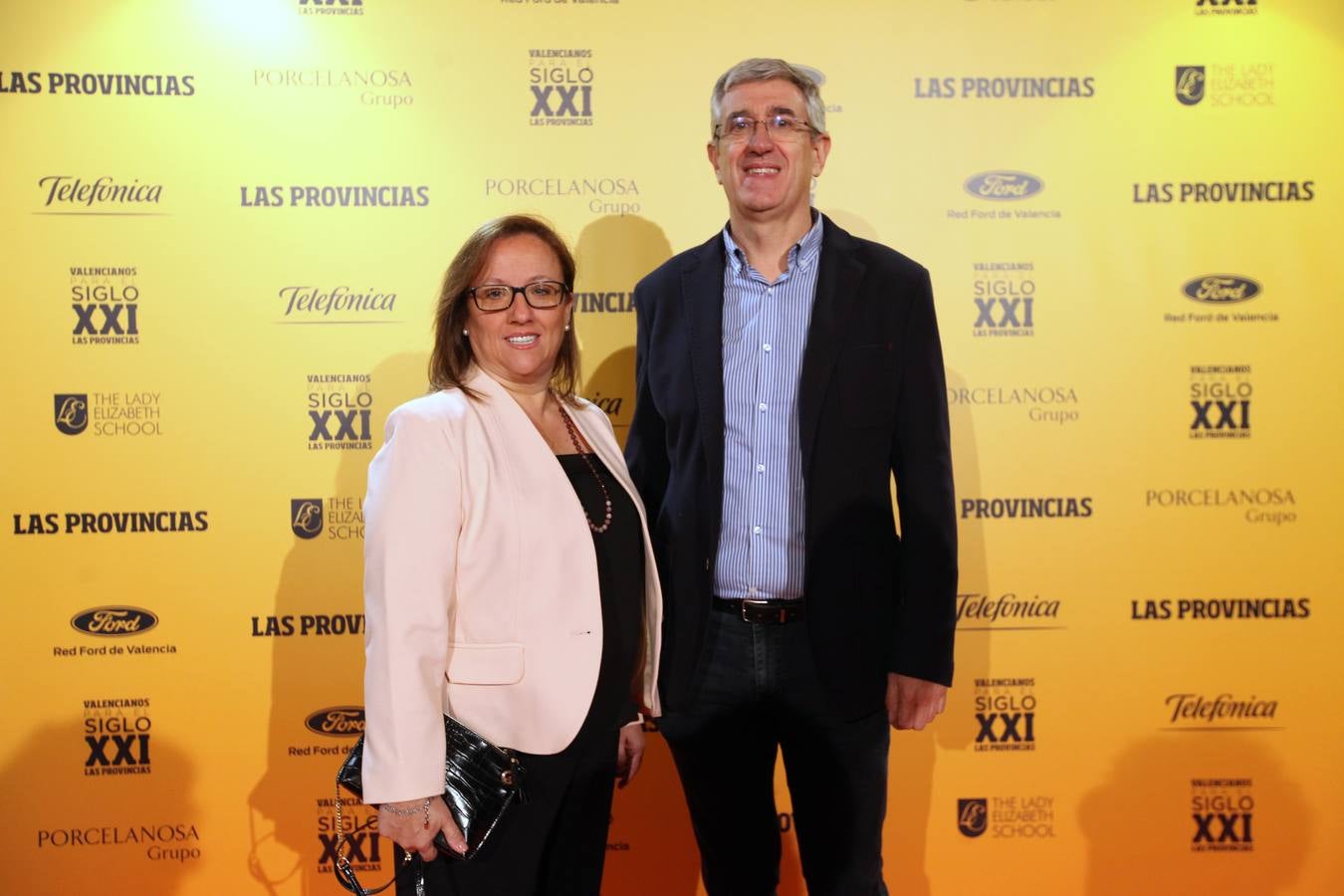 Eduardo Hervás, de la sección de Educación de USO, y su mujer, Azucena Loras.