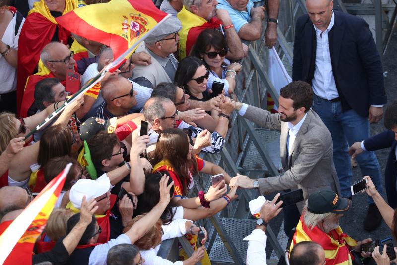 Fotos: Masiva marcha en Barcelona por la unidad de España