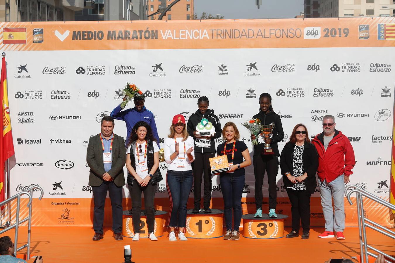 Fotos: Las mejores imágenes del Medio Maratón de Valencia 2019