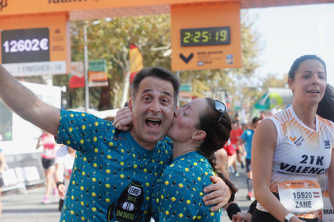 Fotos: Las mejores imágenes del Medio Maratón de Valencia 2019