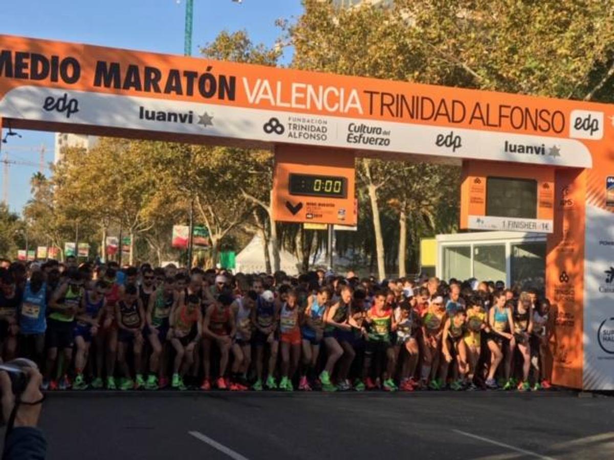 Fotos: Las mejores imágenes del Medio Maratón de Valencia 2019