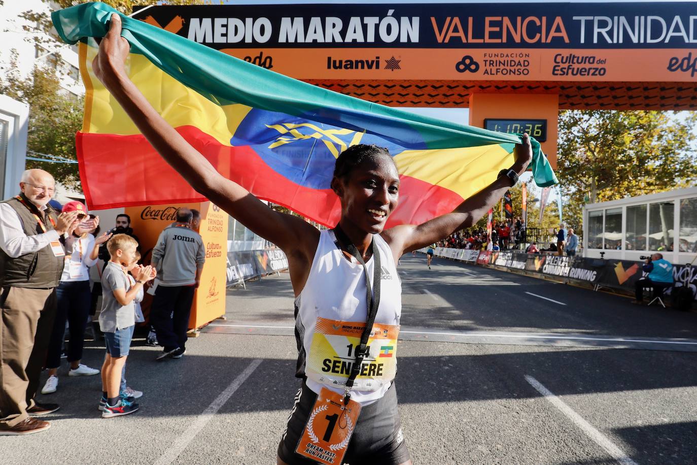 Fotos: Las mejores imágenes del Medio Maratón de Valencia 2019