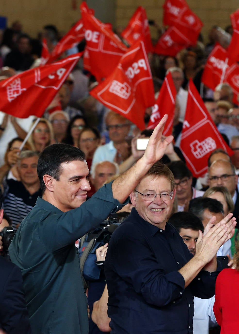 Pedro Sánchez interviene en un acto en Mislata