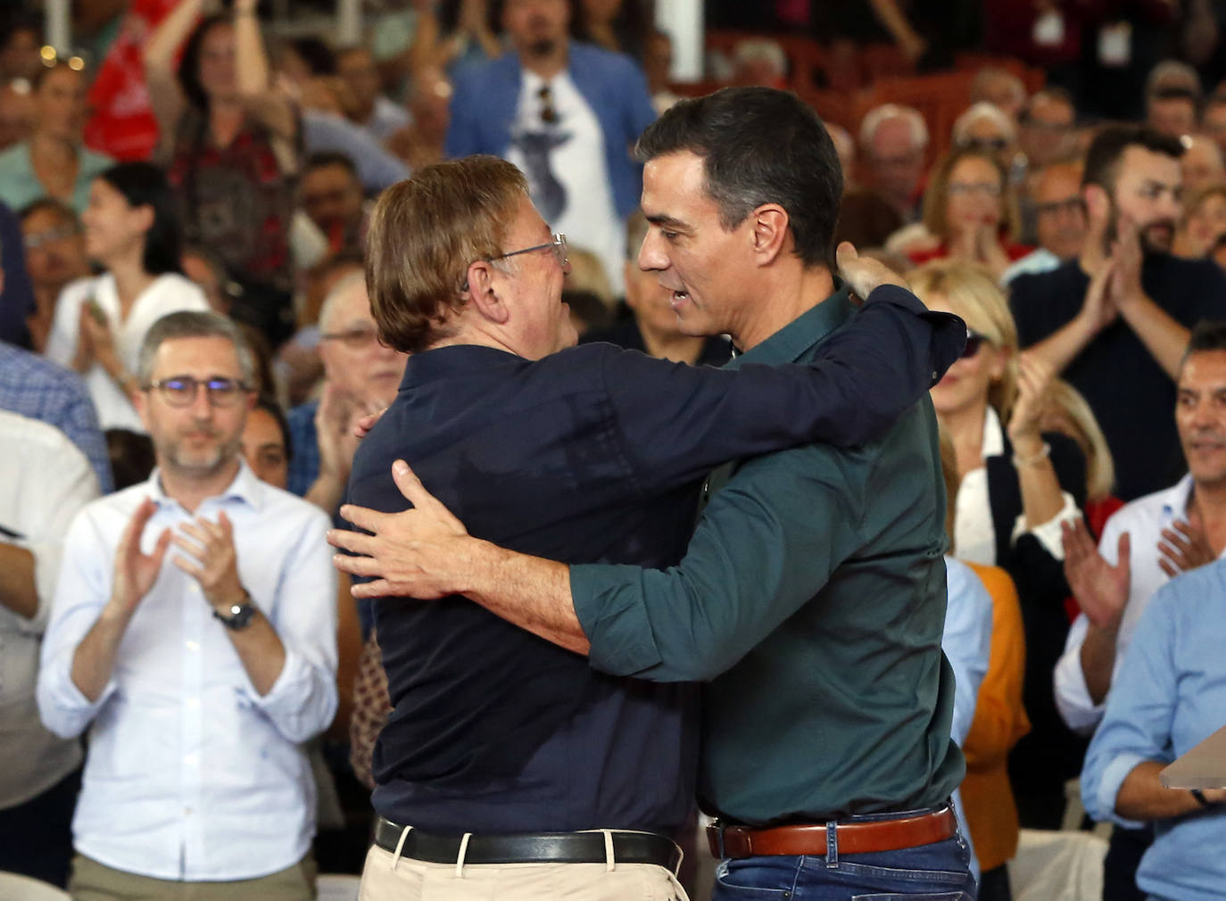 Pedro Sánchez interviene en un acto en Mislata