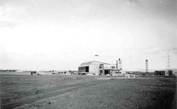 Manises. Antiguas instalaciones del aeródromo en marzo de 1937.