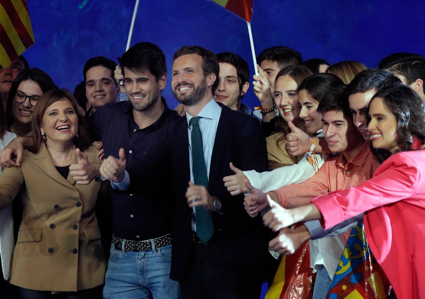 El líder del Partido Popular protagoniza un acto en el Auditorio Mar Rojo del Oceanogràfic de Valencia.