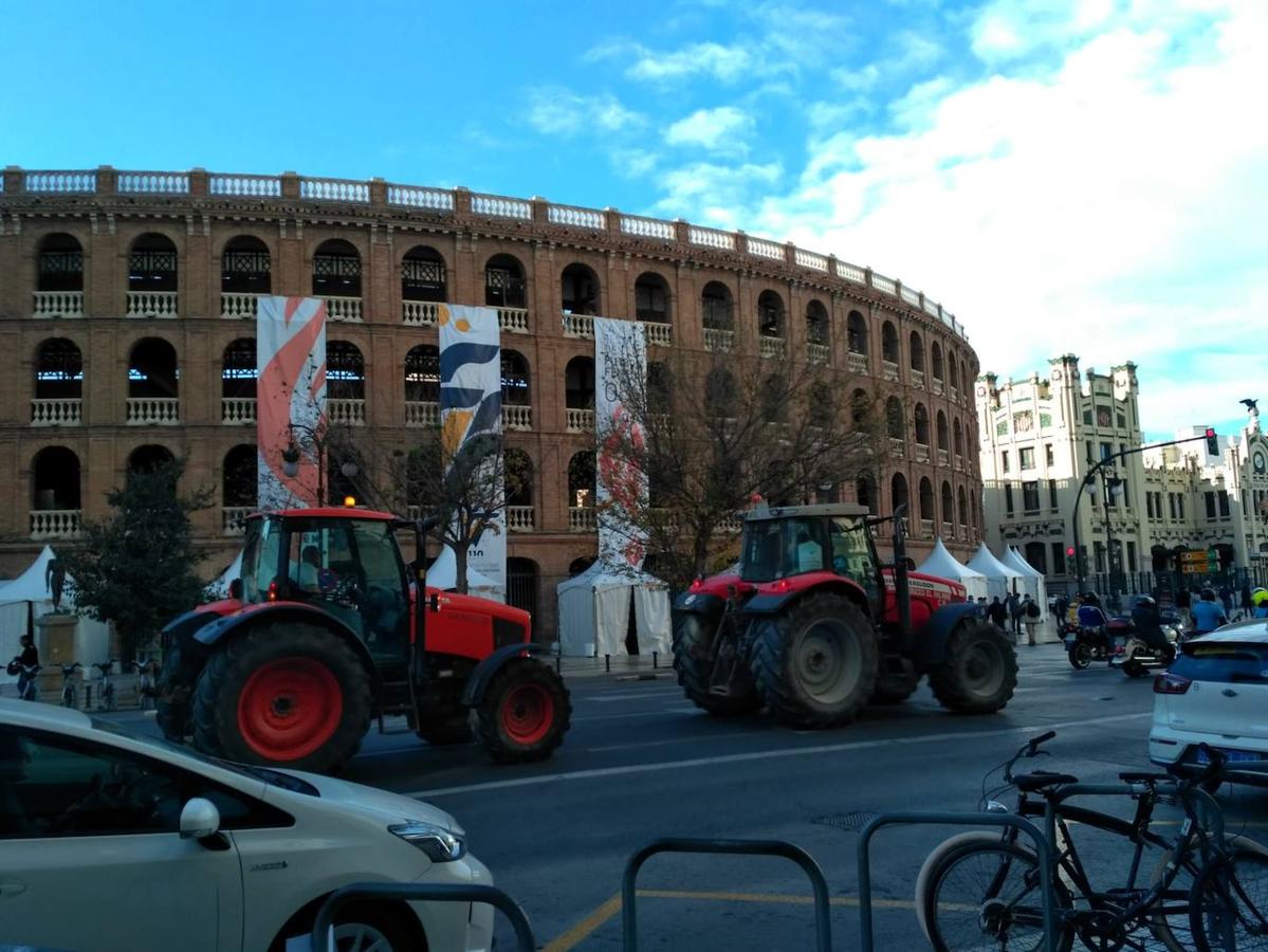 Fotos: Manifestación contra la pacificación de la CV-500