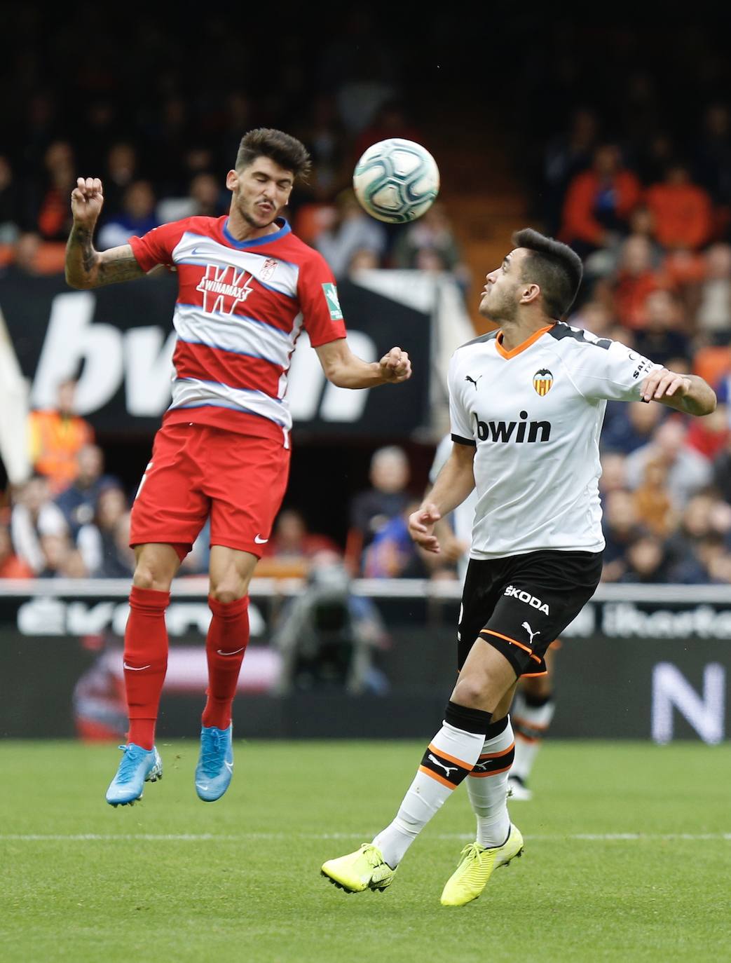 Partido disputado en Mestalla que acabó con victoria valencianista tras los tantos de Wass y Ferran.