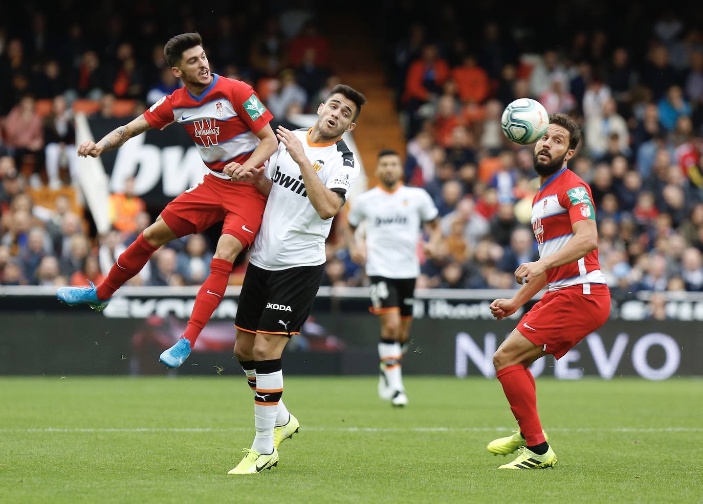 Partido disputado en Mestalla que acabó con victoria valencianista tras los tantos de Wass y Ferran.