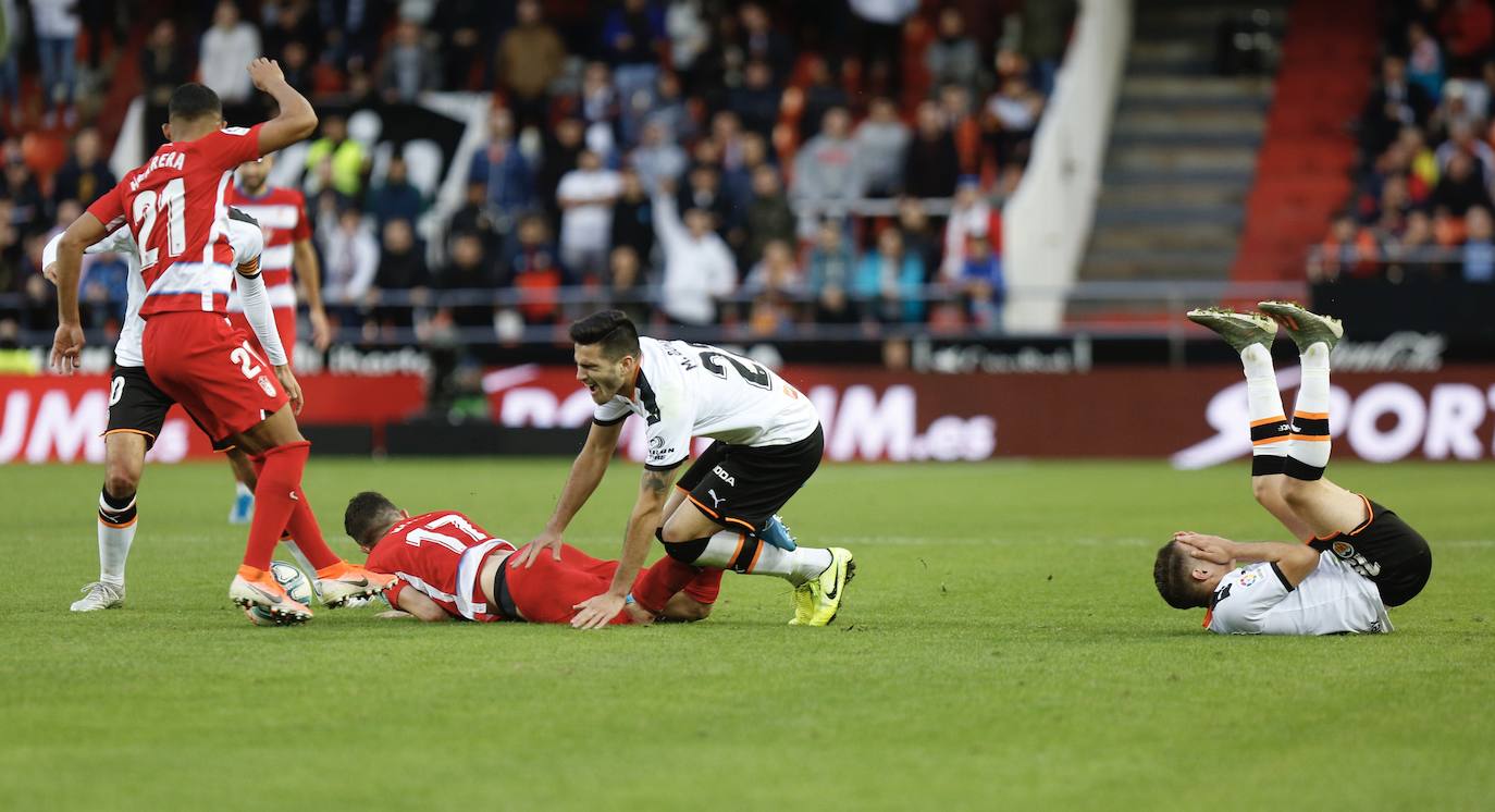 Partido disputado en Mestalla que acabó con victoria valencianista tras los tantos de Wass y Ferran.