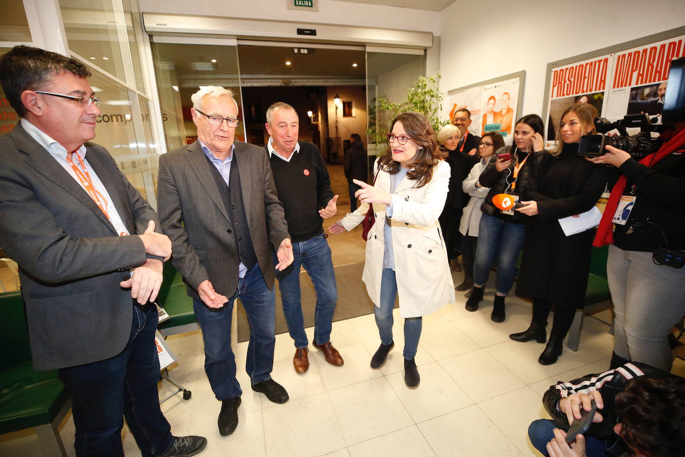 Los principales partidos políticos de la Comunitat se han reunido en sus sedes de Valencia para conocer los resultados de la jornada electoral de este domingo 10 de noviembre. 