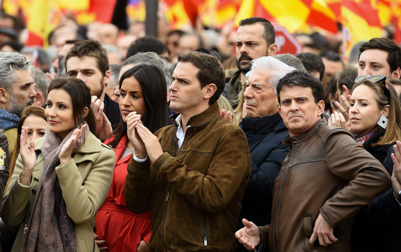 Manuel Valls fue una incorporación estrella para Ciudadanos en Cataluña, pero finalmente rompieron su vínculo por sus diferencias, en especial en lo relativo a las relaciones de Ciudadanos con Vox.