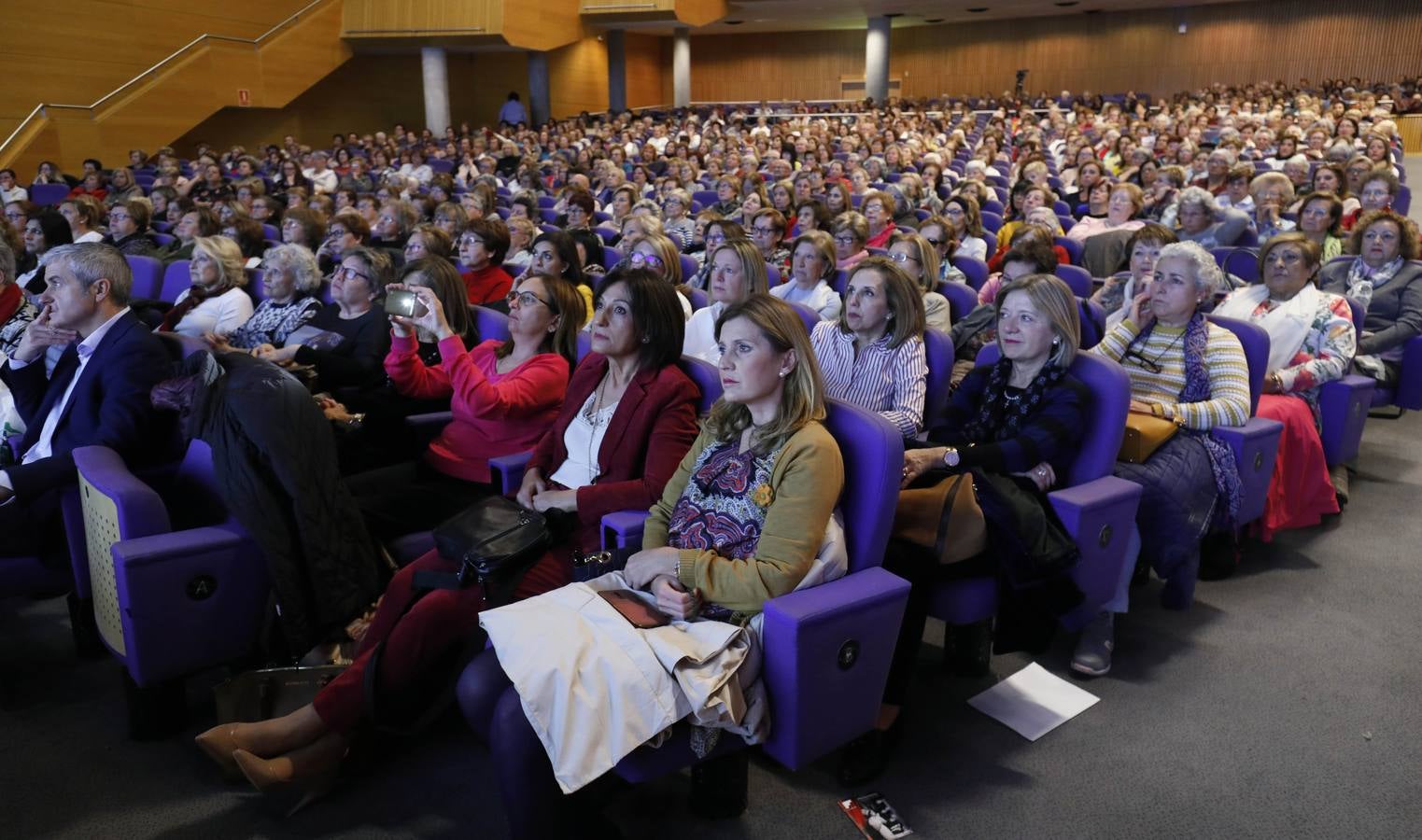 Asistentes y conferenciantes en la 5ª. edición de la jornada Dirigiendo Hogares en Valencia