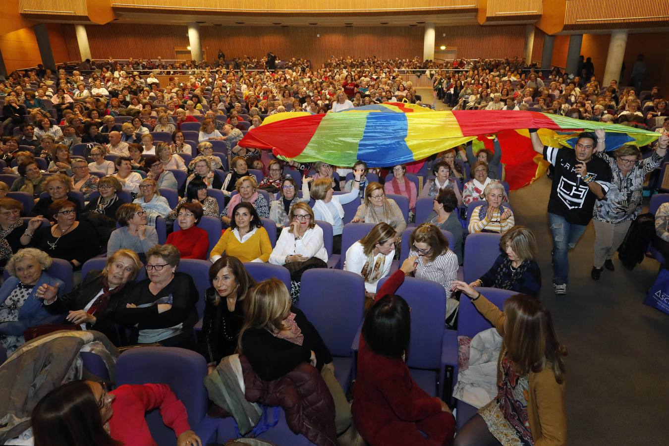 Asistentes y conferenciantes en la 5ª. edición de la jornada Dirigiendo Hogares en Valencia