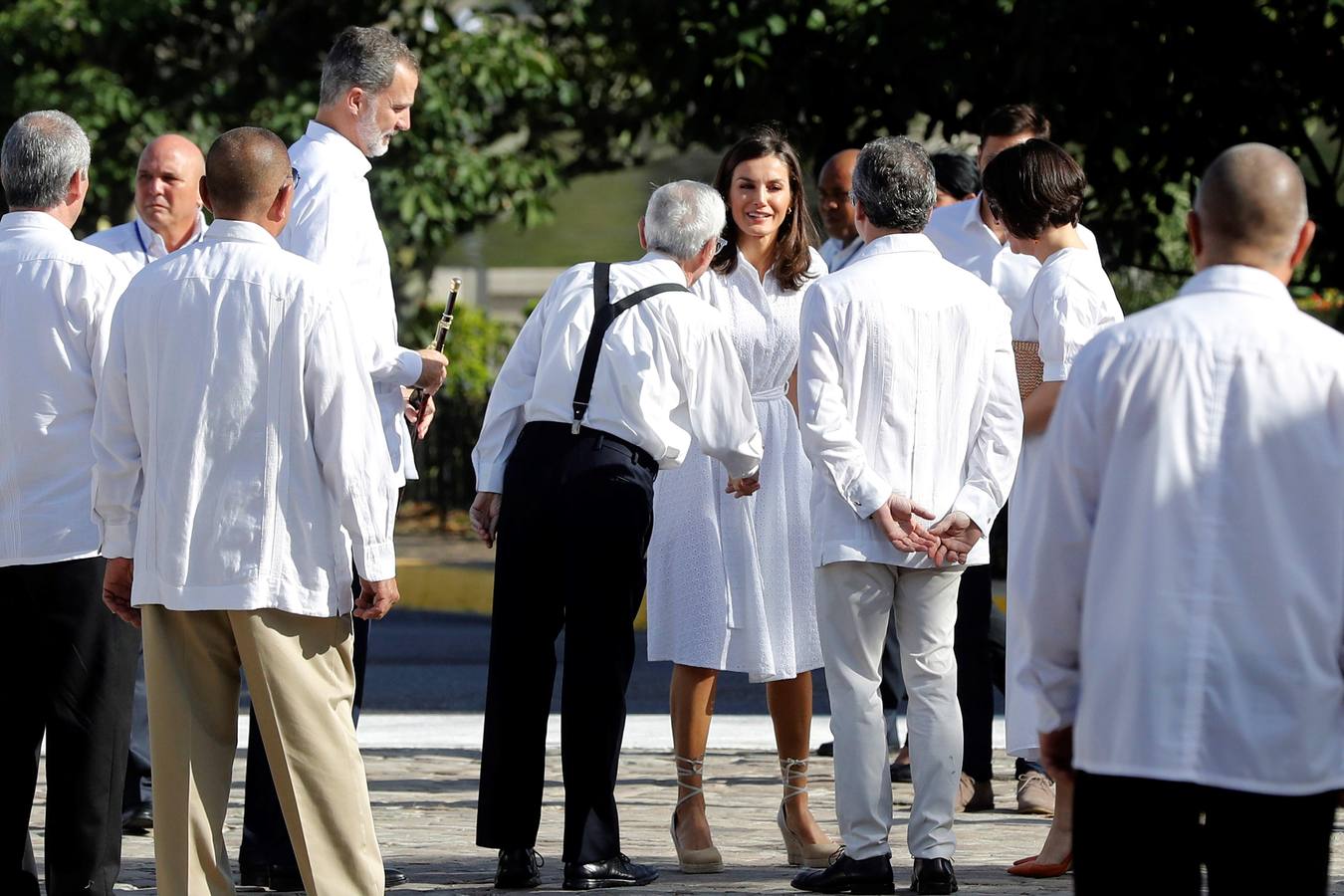 Felipe VI y doña Letizia se pasean por la Habana vieja durante el viaje oficial