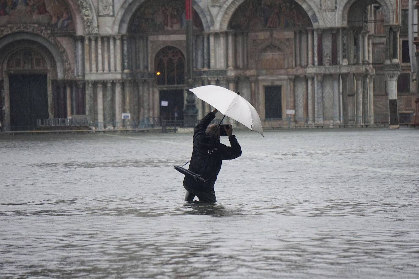 Venecia, destrozada por la peor 'acqua alta' del último medio siglo