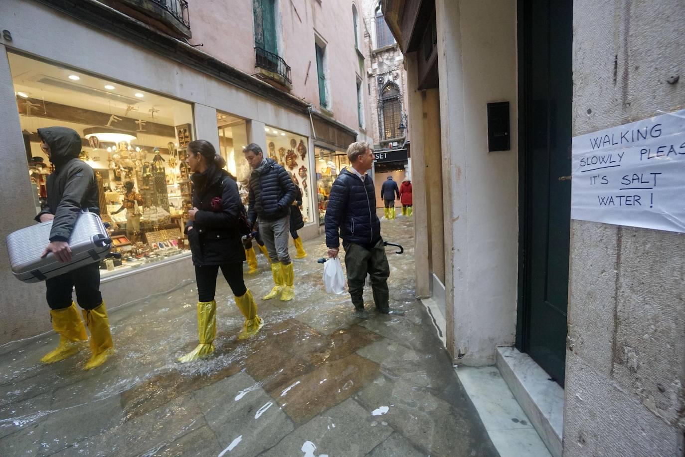 Venecia, destrozada por la peor 'acqua alta' del último medio siglo