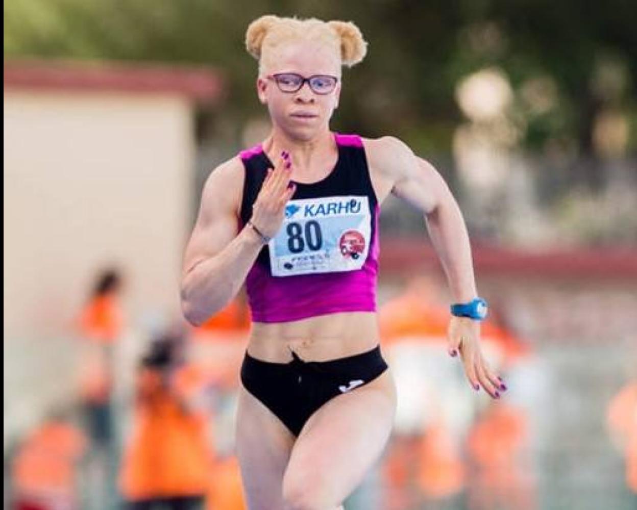 Adiaratou Iglesias, durante una carrera de 100 metros. 