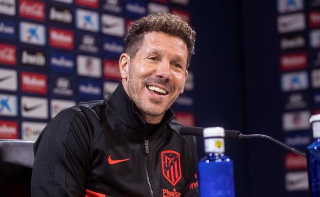 Simeone lamenta la baja de Costa pero mantiene su optimismo