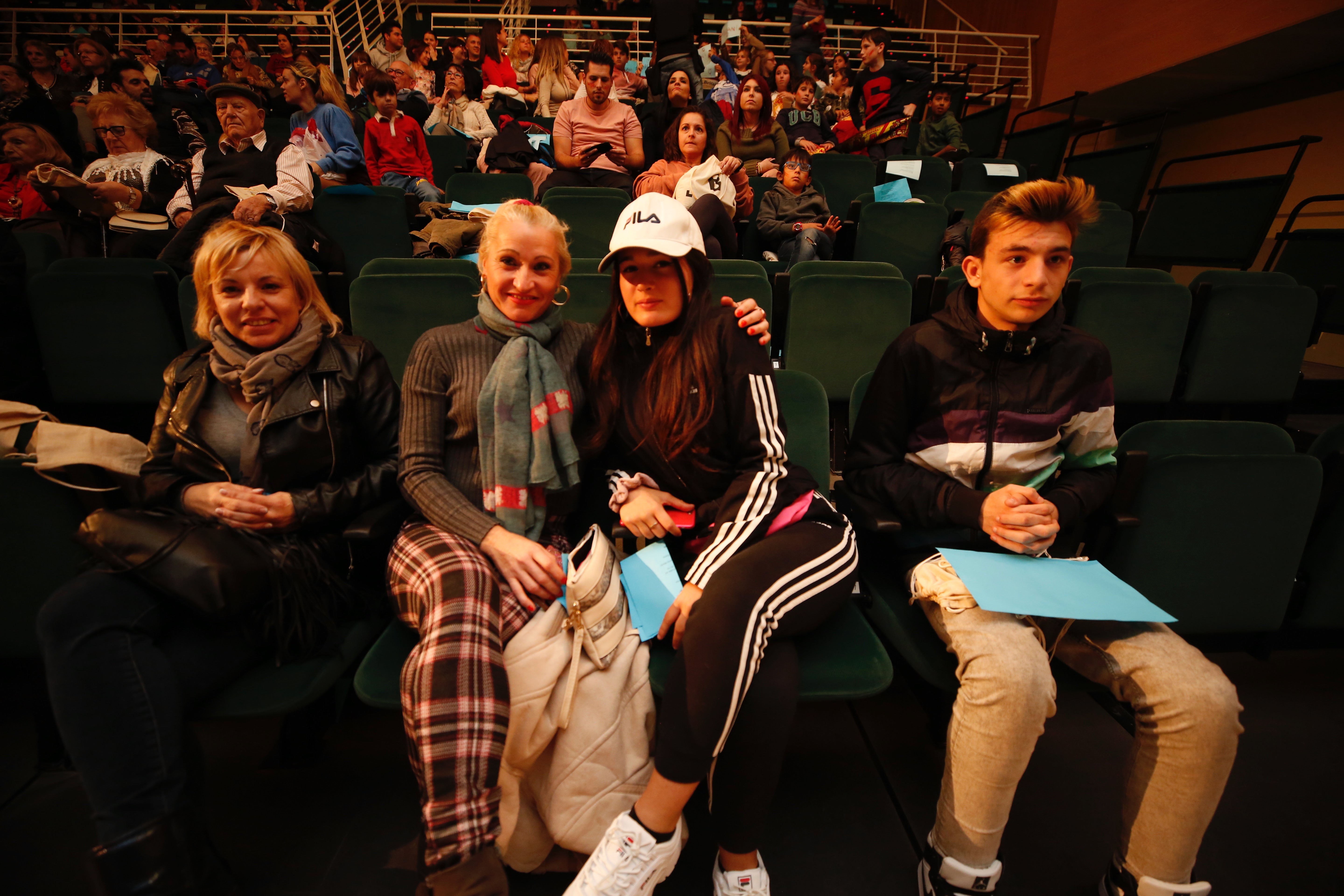 Fotos: l&#039;Eliana vive con Melani la final de Eurovisión Junior 2019