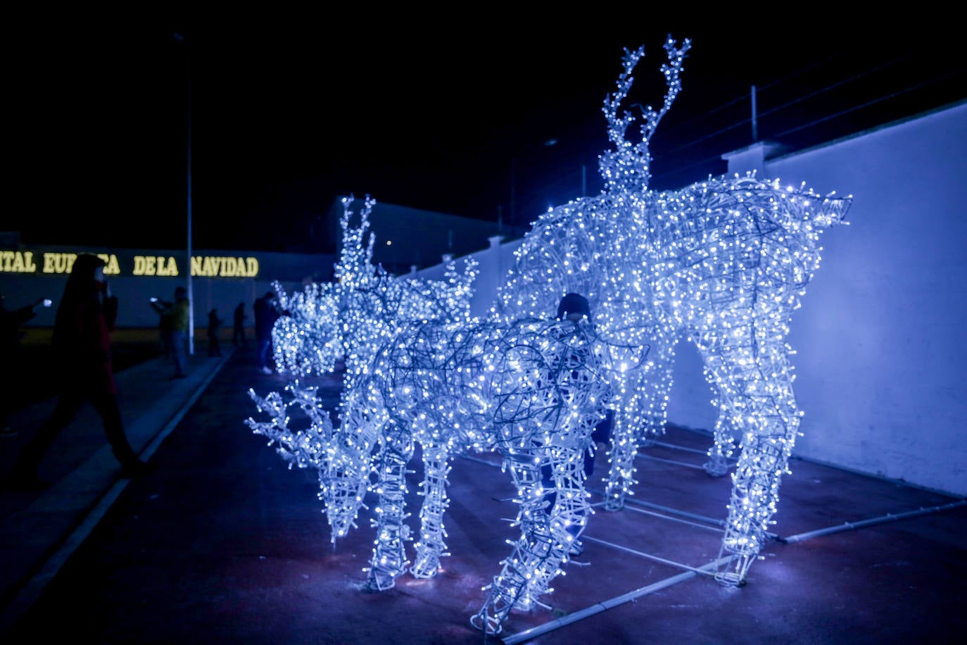 Torrejón de Ardoz (Madrid), capital europea de la Navidad, inaugura el encendido navideño con un espectáculo de luz único en toda España