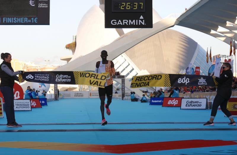 Fotos: Fotos del 10K del Maratón de Valencia 19: cayó récord del mundo