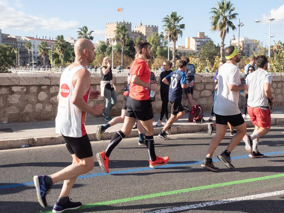 Fotos: Fotos del ambiente el Maratón de Valencia: la ciudad llenó las calles