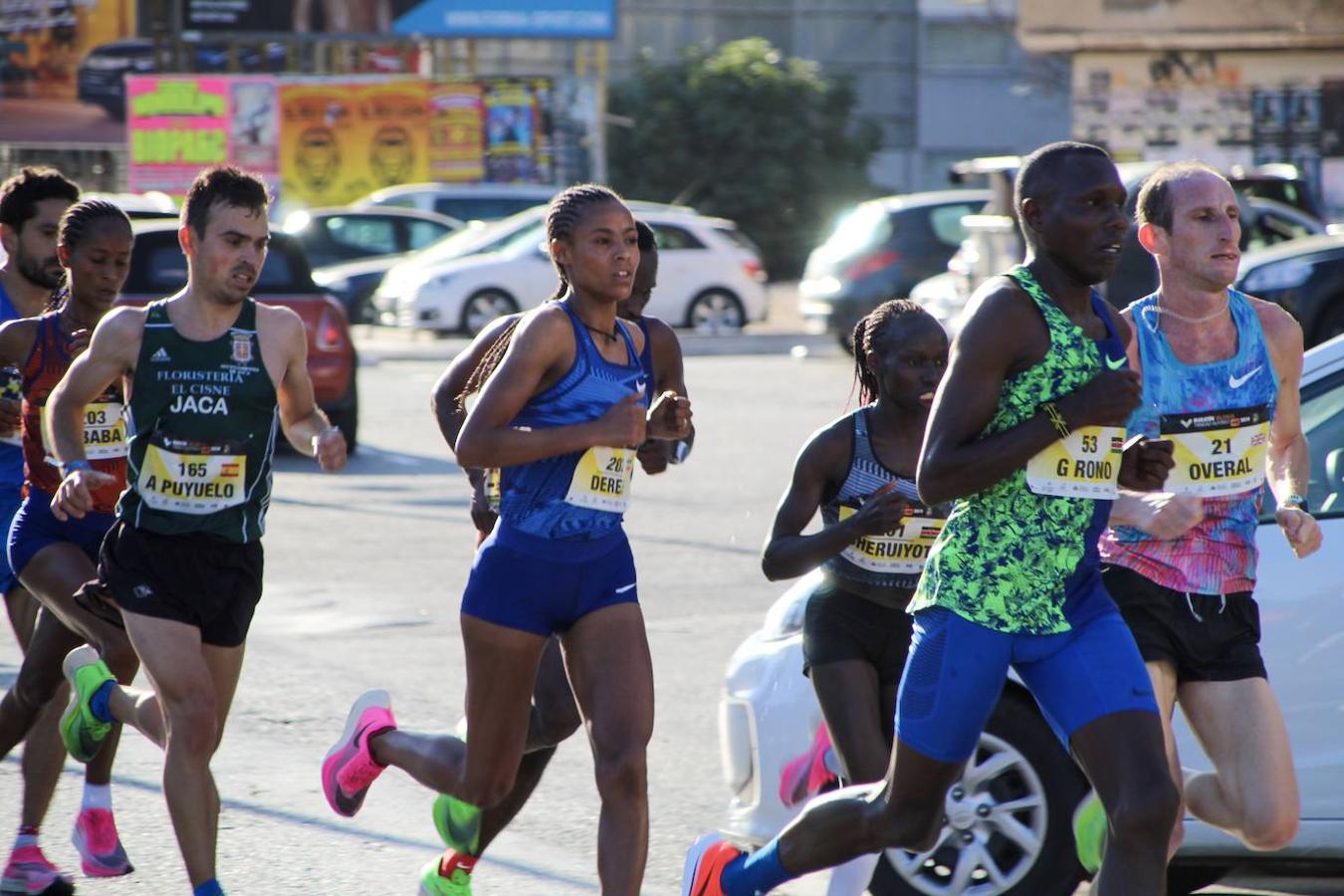 Fotos: Búscate en el paso por el muro del Maratón