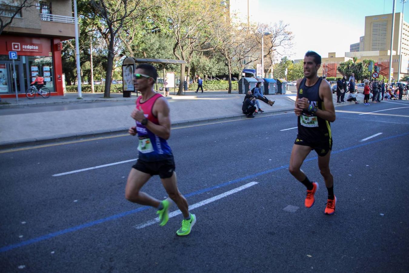 Fotos: Búscate en el paso por el muro del Maratón