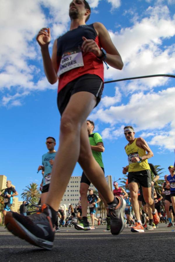 Fotos: Búscate en el paso por el muro del Maratón