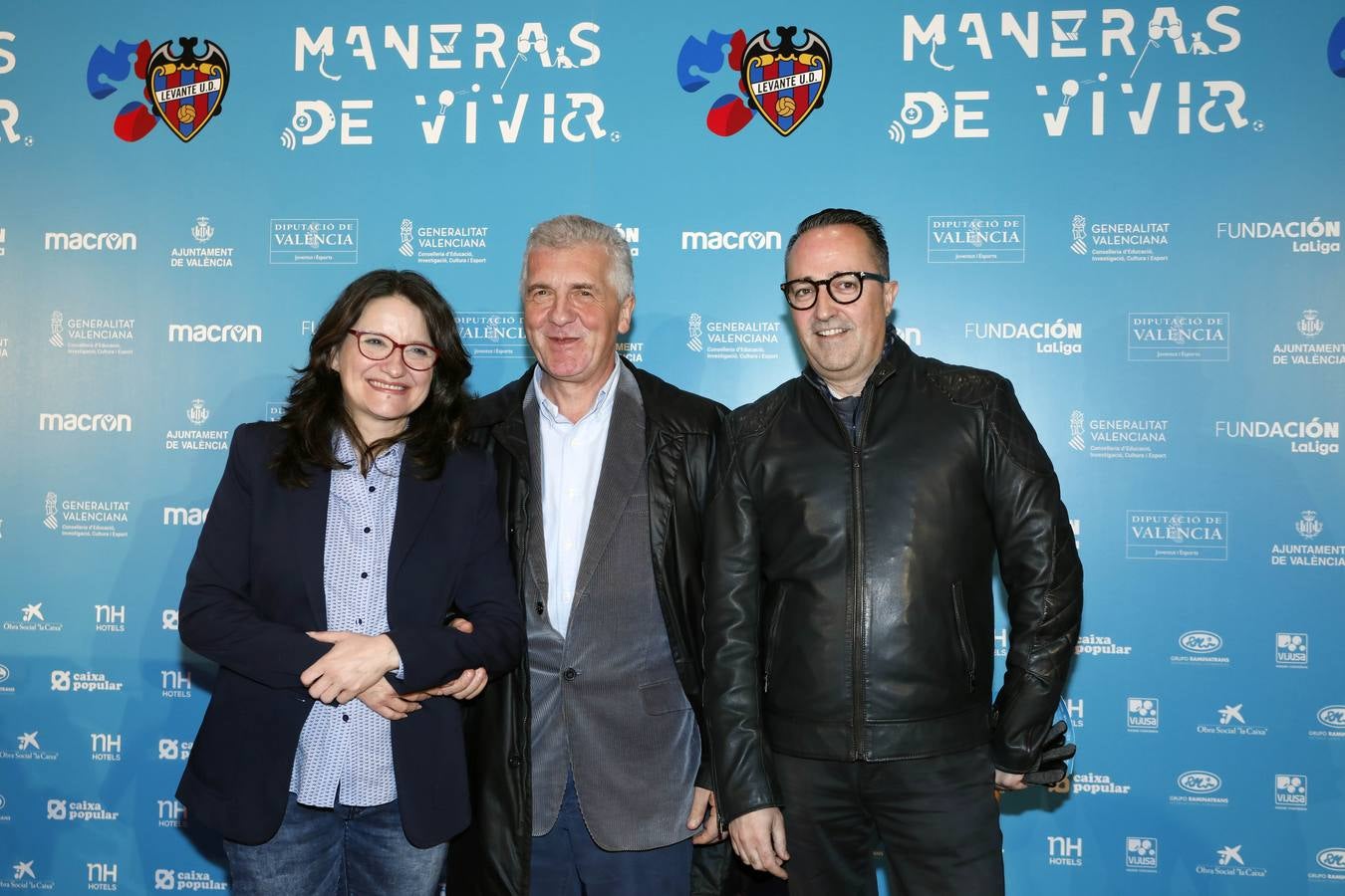 La Fundación del Levante UD ha presentado el documental 'Maneras de vivir', que narra las historias de diez deportistas vinculados al conjunto azulgrana con discapacidad.