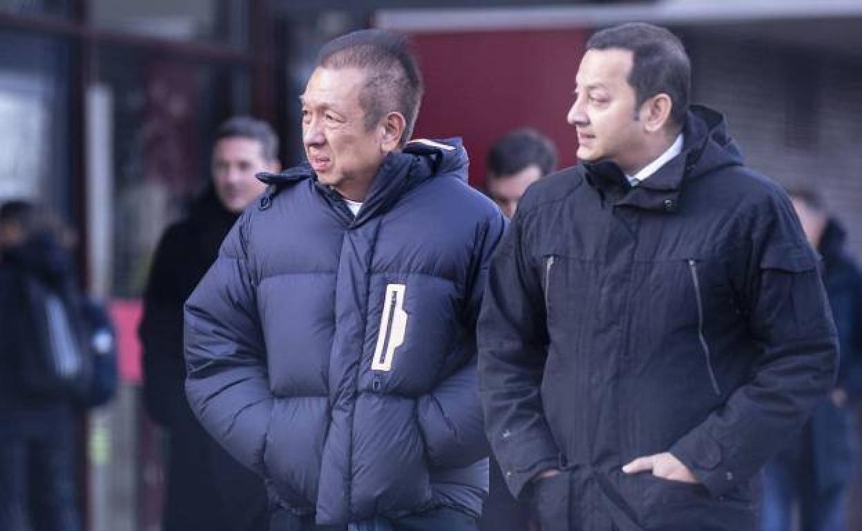 Peter Lim y Anil Murthy.