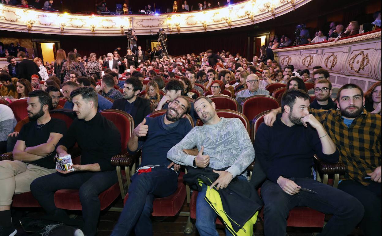 La gala se celebró en el Teatro Principal. 