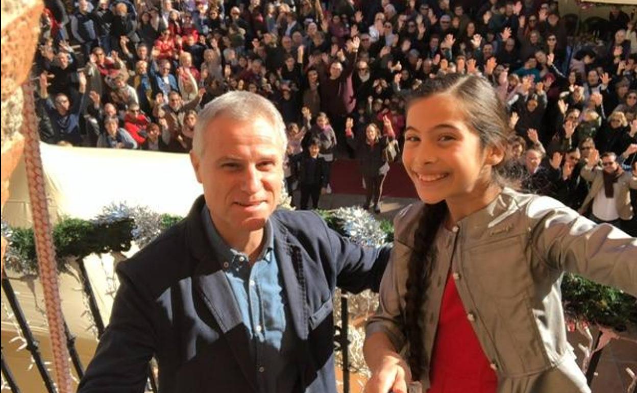 Eurovisión Junior 2019 | Melani Garcia recibe el cariño de l'Eliana