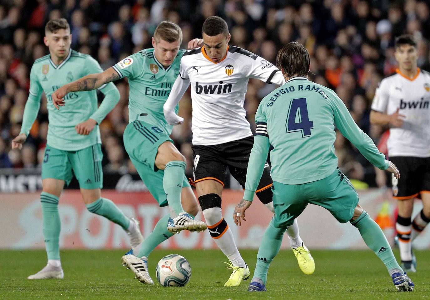 Fotos: Fotos del partido entre el Valencia CF y el Real Madrid