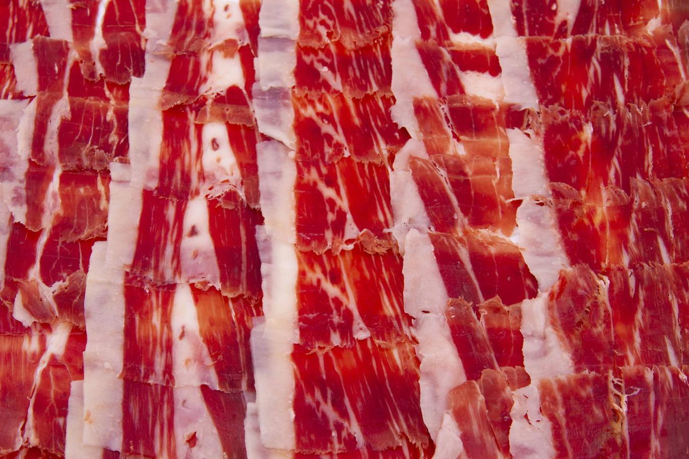 Jamón ibérico cebo 50%. Cuesta unos 66 euros el kilo en torno a estas fechas navideñas. 