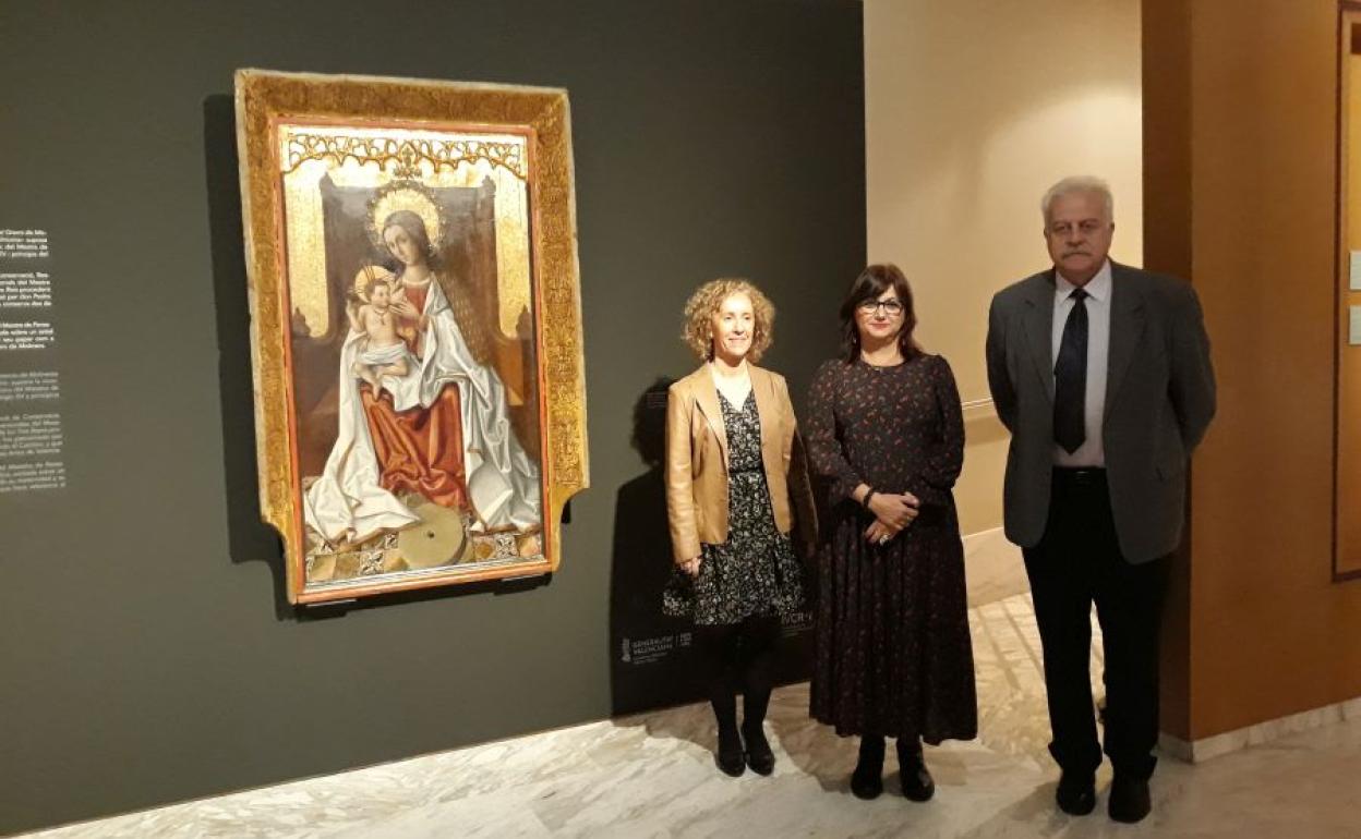 El Instituto de Restauración descubre a la 'Virgen del Gremio de los Molineros' oculta en la tabla de la 'Virgen de la Almoina', una pieza del Maestro de Perea que se exhibe en la pinacoteca