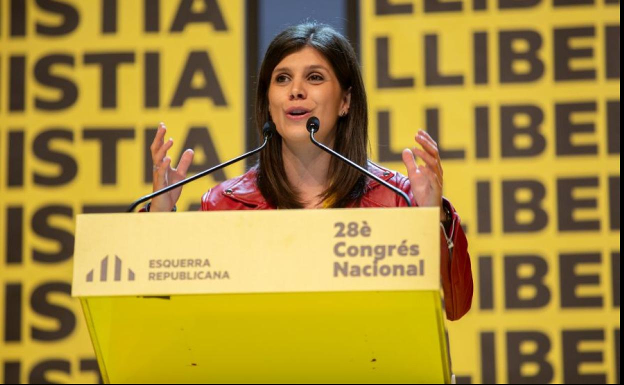 Marta Vilalta durante su discurso en el congreo de ERC.