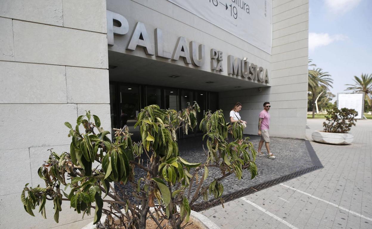 Acceso al Palau de la Música. 
