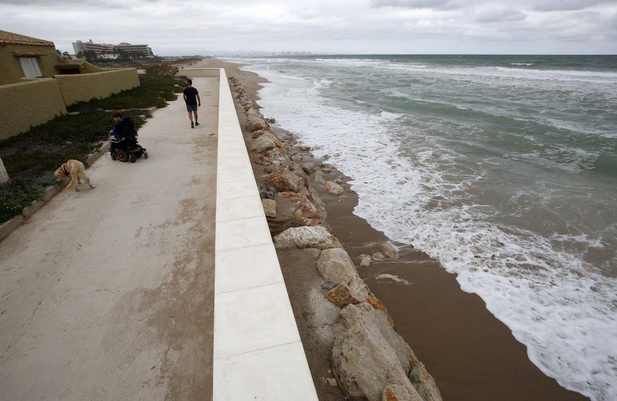 La playa de la Garrofera, el pasado septiembre. 