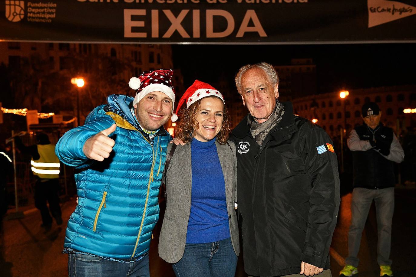 Corredores populares han despedido este lunes 30 el año 2019 con la carrera de San Silvestre de Valencia.