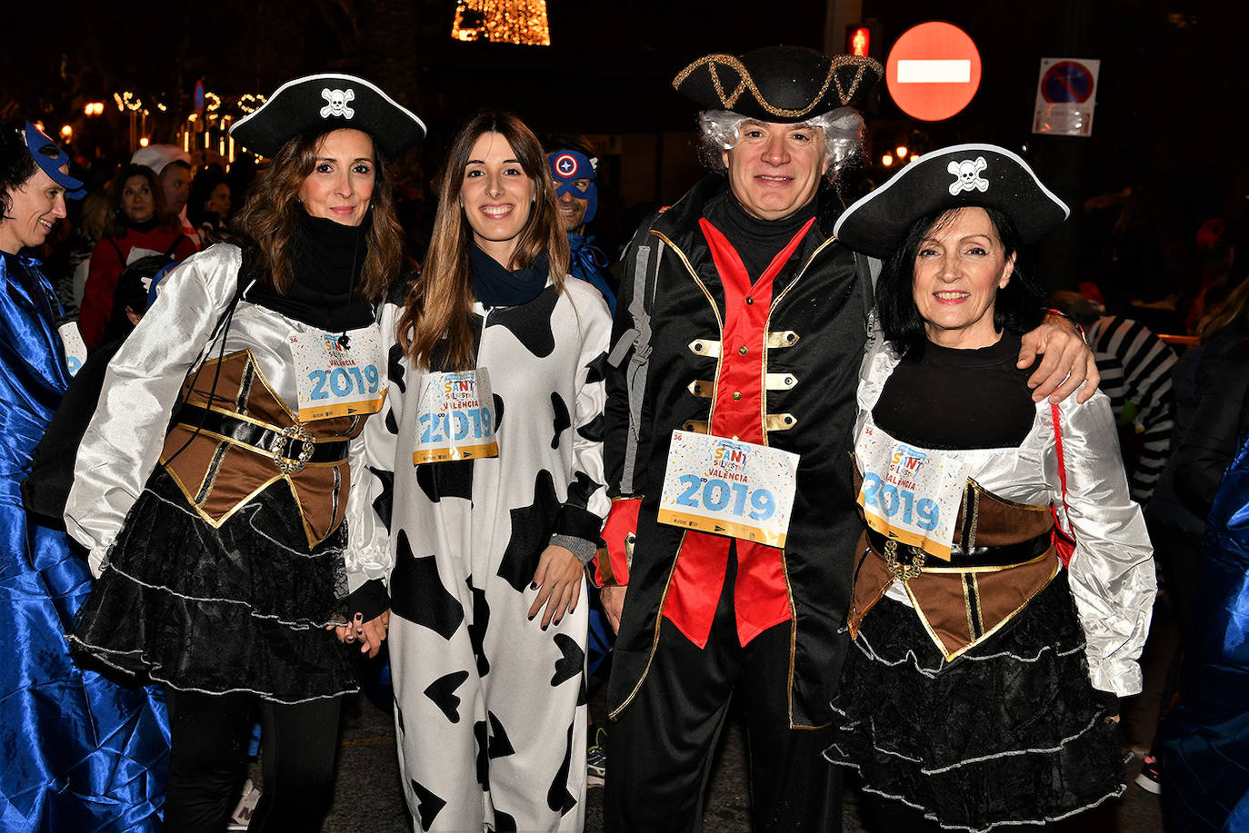 Corredores populares han despedido este lunes 30 el año 2019 con la carrera de San Silvestre de Valencia.