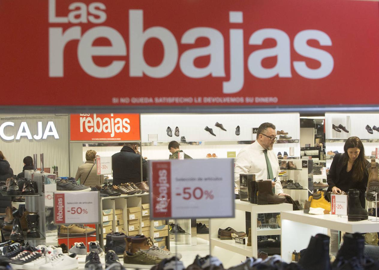 Fotos: Las rebajas comienzan en Valencia