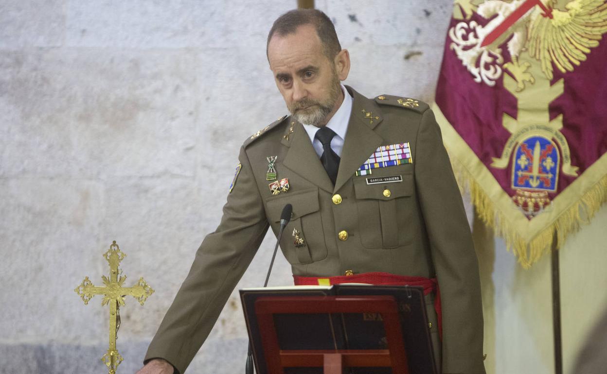 Toma de posesión del teniente general Fernando Garcia Vaquero. 