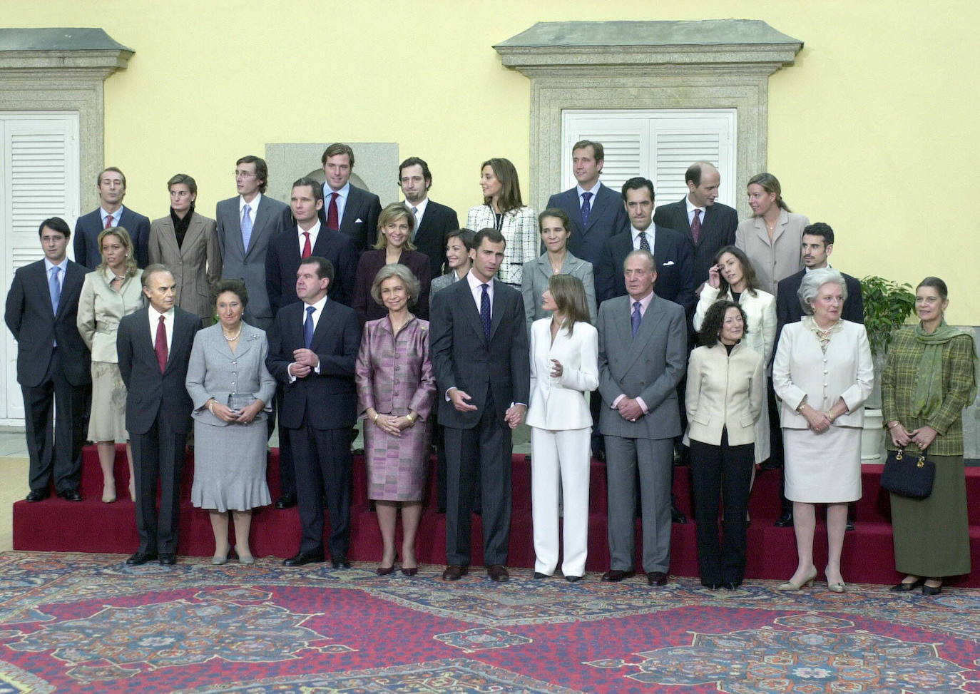 Como miembro de la Familia Real, la infanta Pilar de Borbón ha sido testigo de muchos de los acontecimientos sociales de la historia del país y como presidenta de la Federación Ecuestre Internacional y miembro del Consejo de Honor del Comité Olímpico Español ha tomado parte en muchos de los hitos de los deportistas españoles. Estos cargos la llevaron a ser jurado de los premios Príncipe de Asturias de los Deportes.